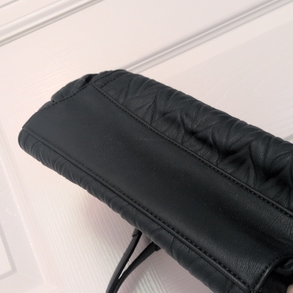 Simply Vera Vera Wang Purse - Picture 3 of 9